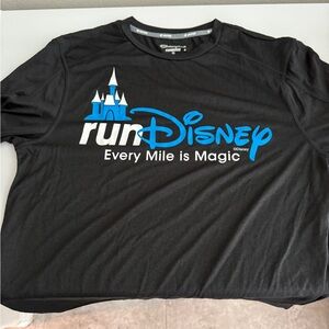 Disney run t-shirt